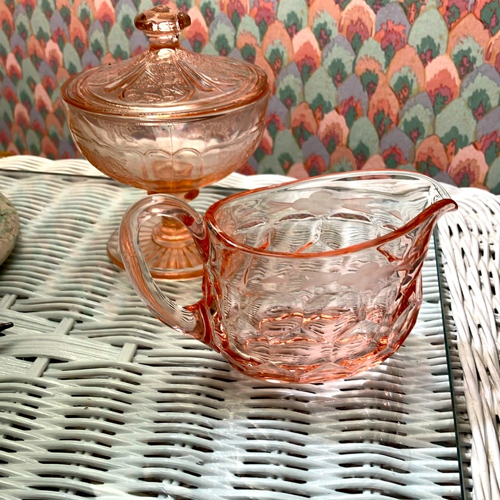Vintage MAYFAIR OPEN ROSE DISH AND  HONEYCOMB FLORAL ETCH DUNCAN MILLER CREAMER